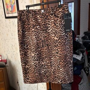 Jones New York Leopard Print Pencil Skirt